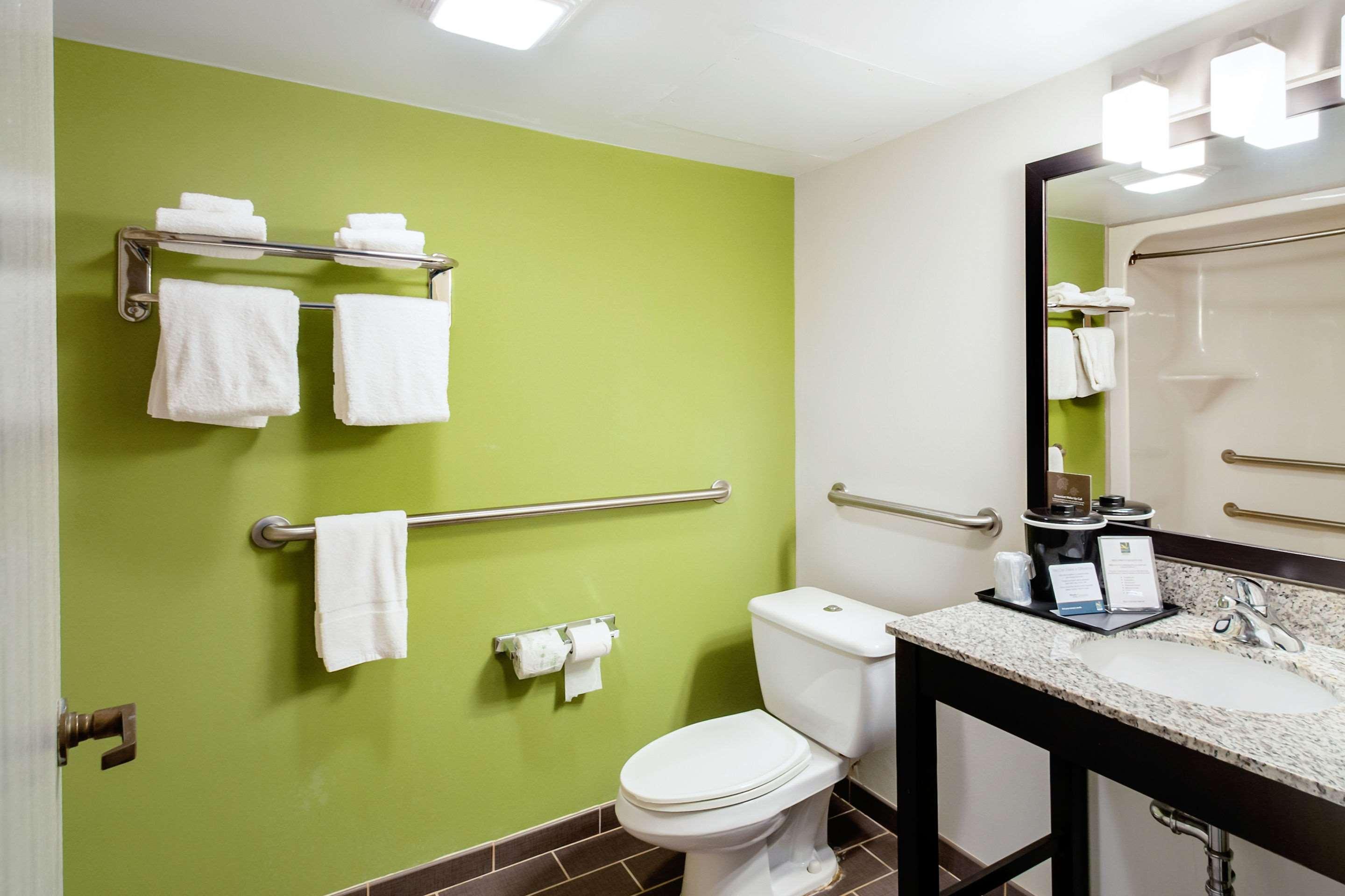 Quality Inn Grasonville Buitenkant foto