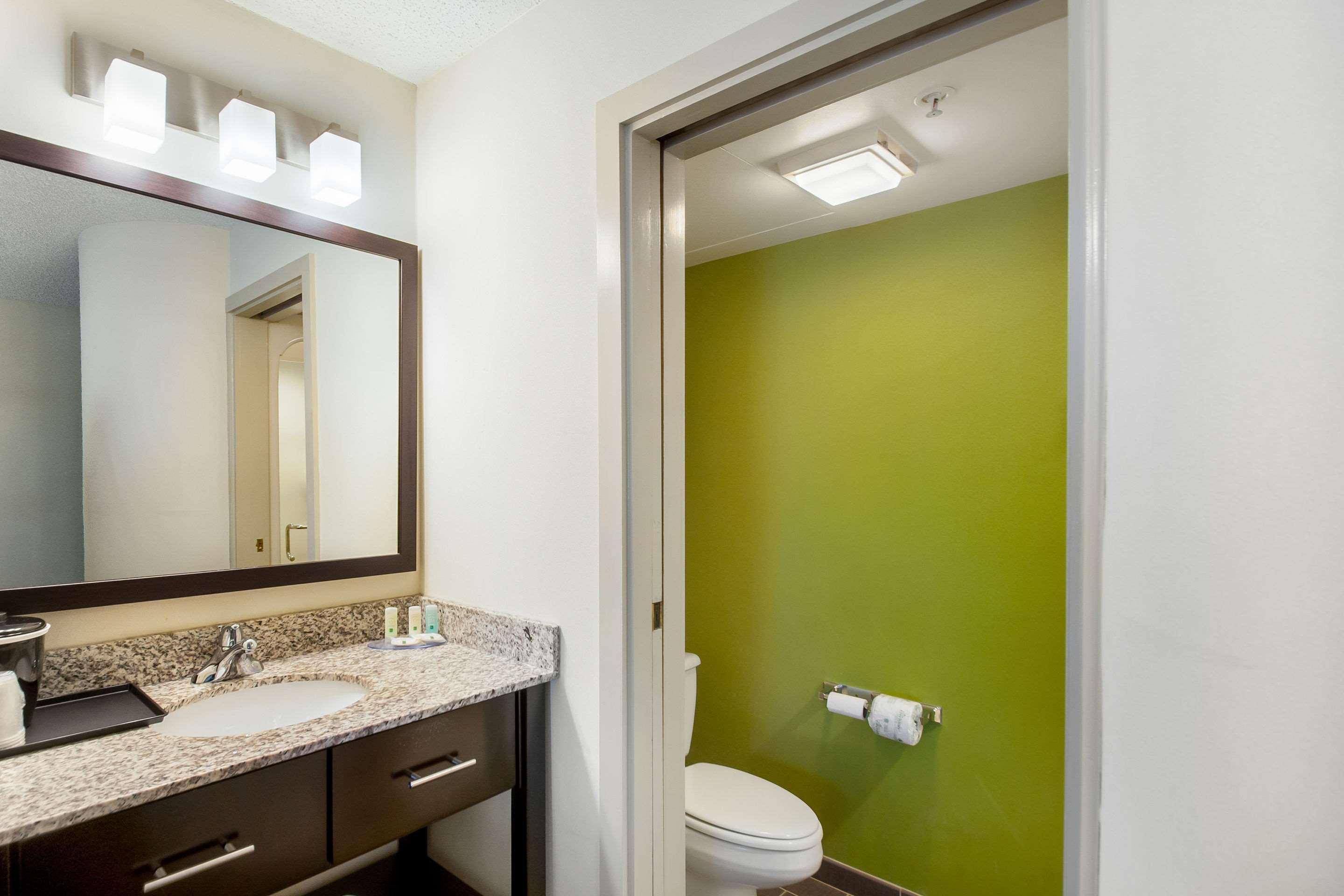 Quality Inn Grasonville Buitenkant foto